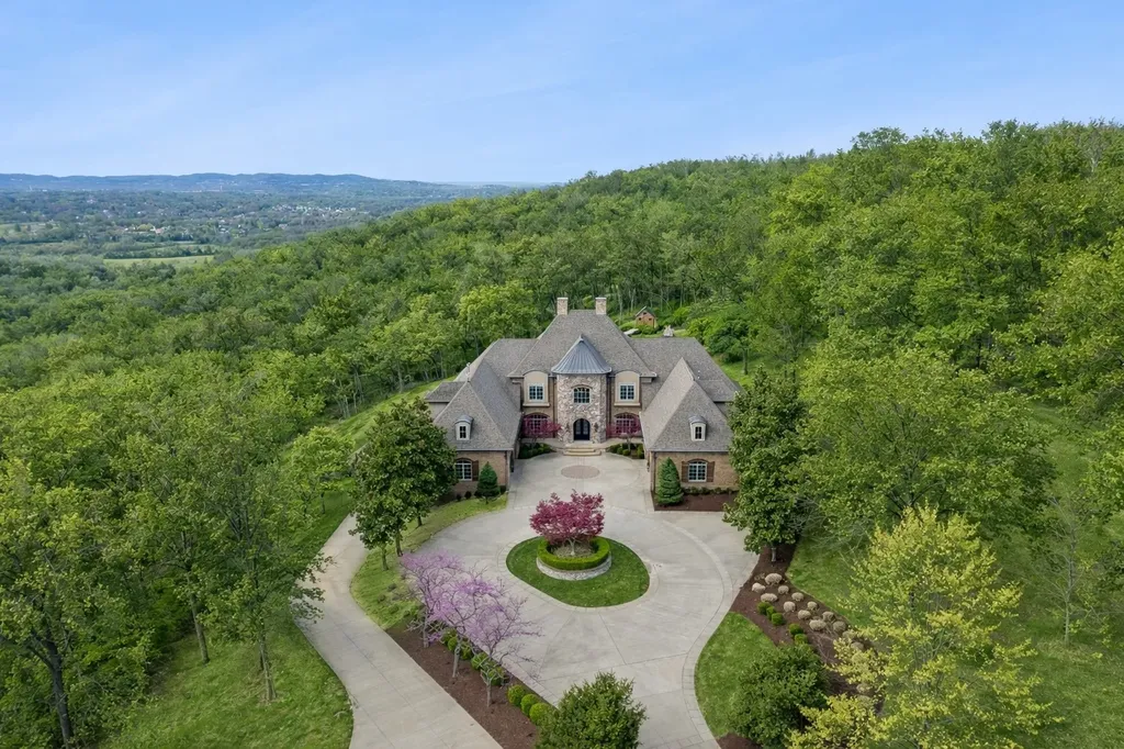 334 Lionheart Court Franklin TN 37067