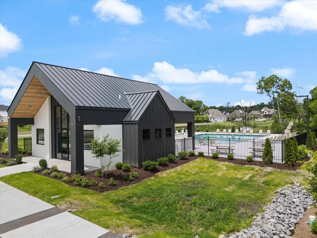 111 Weller Lane Gallatin TN 37066
