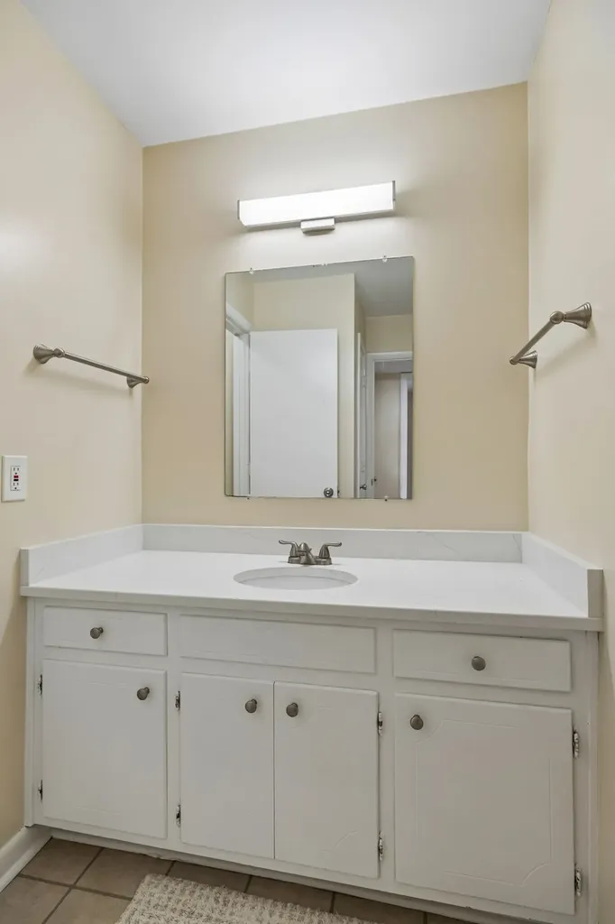 370 Wallace Road Nashville TN 37211