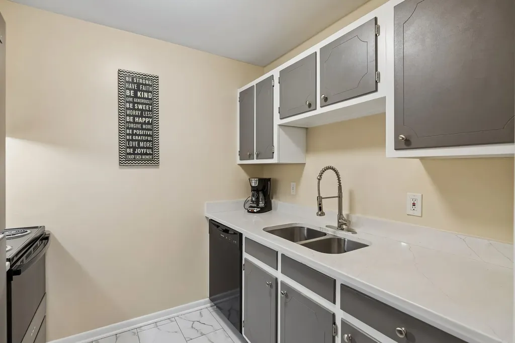 370 Wallace Road Nashville TN 37211