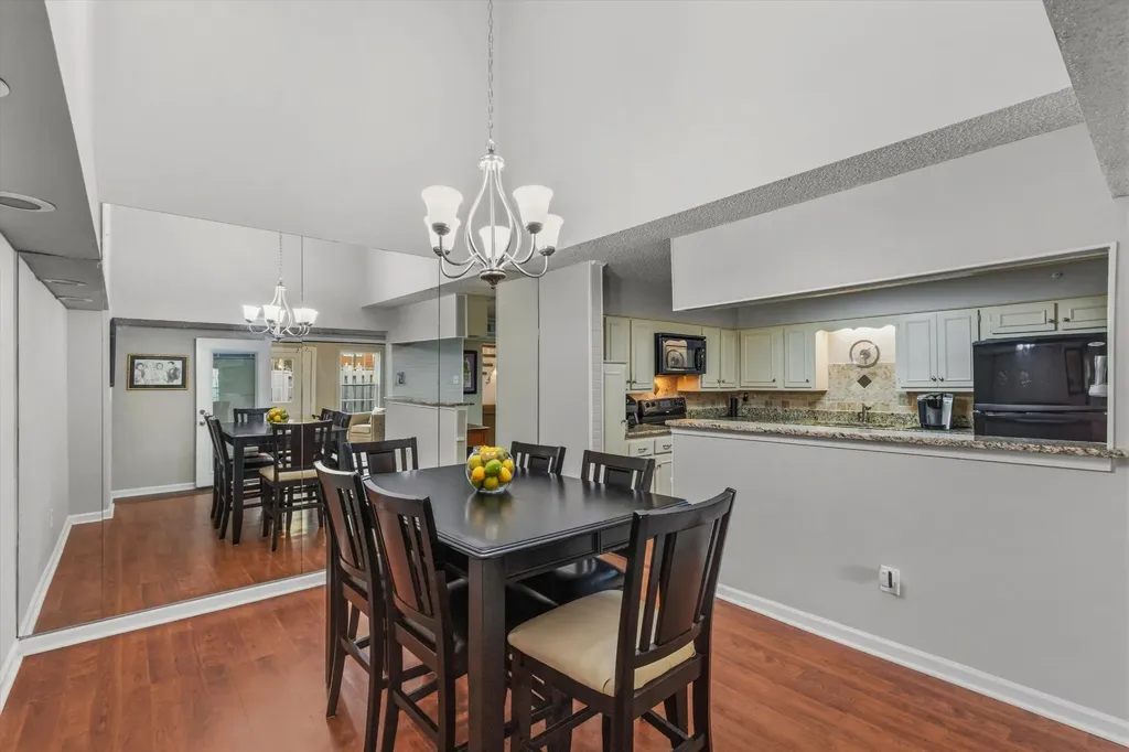 8117 Mistywood Lane Germantown TN 38138