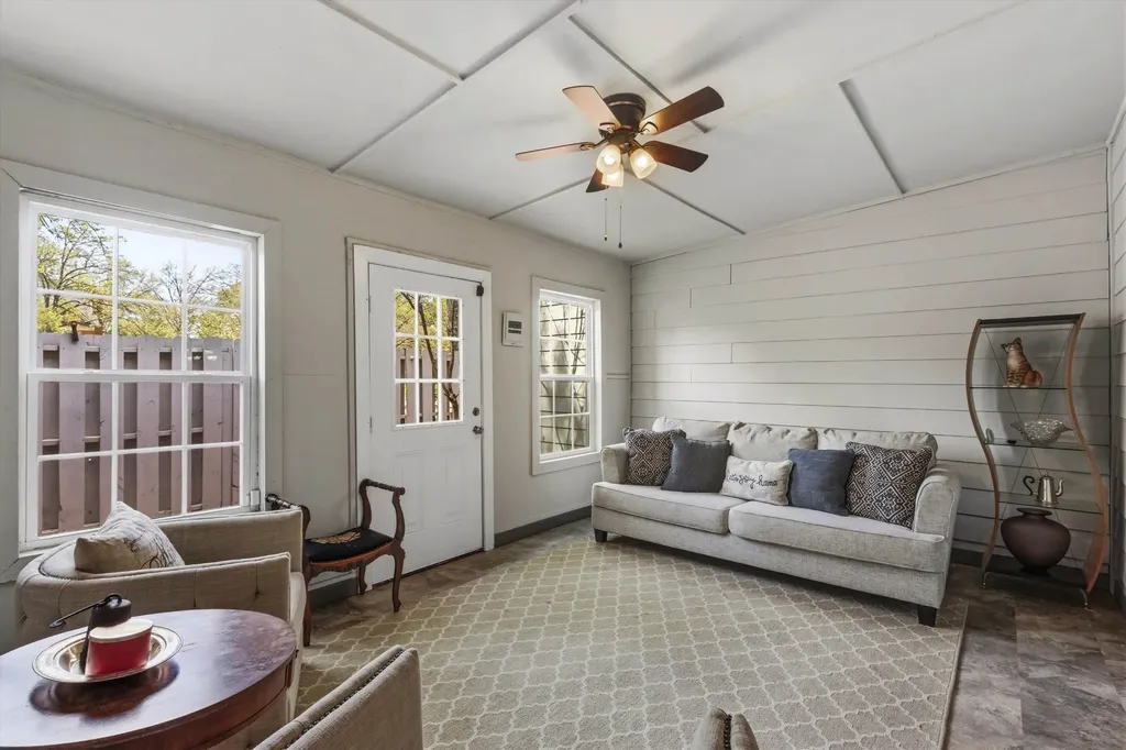 8117 Mistywood Lane Germantown TN 38138