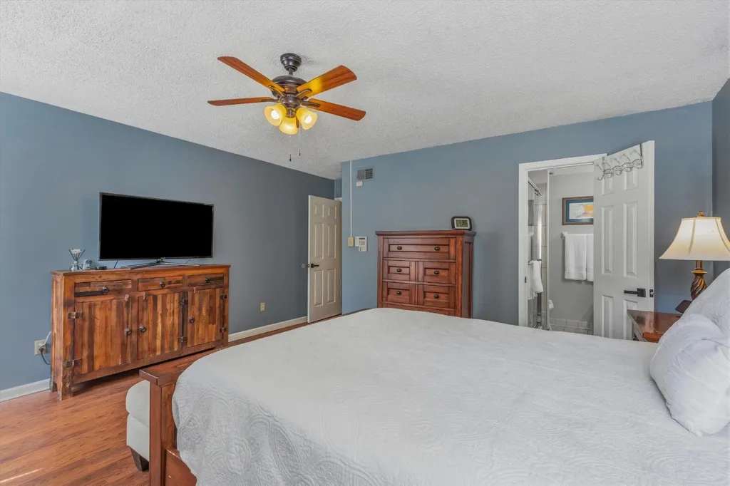 8117 Mistywood Lane Germantown TN 38138