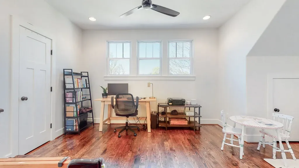 524B E Bend Drive Nashville TN 37209