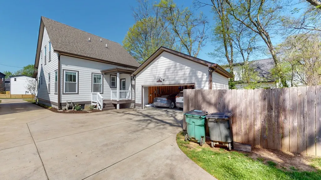 524B E Bend Drive Nashville TN 37209