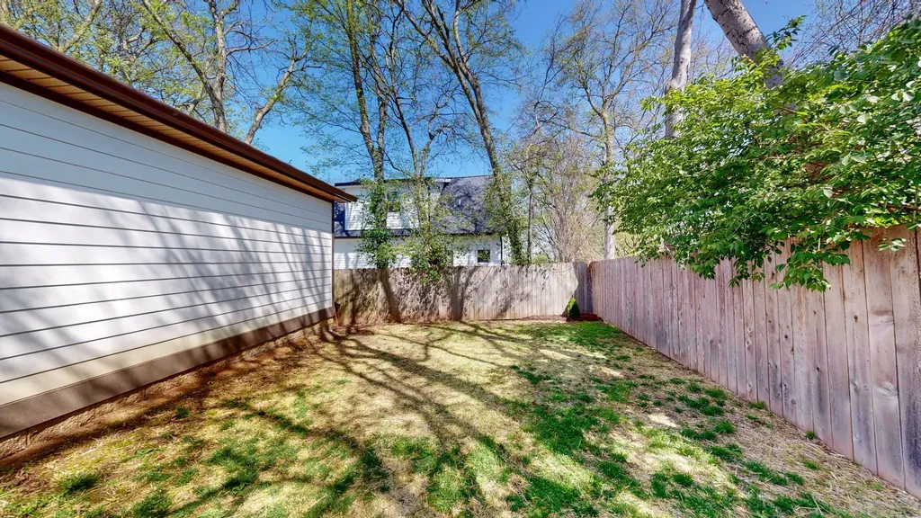 524B E Bend Drive Nashville TN 37209