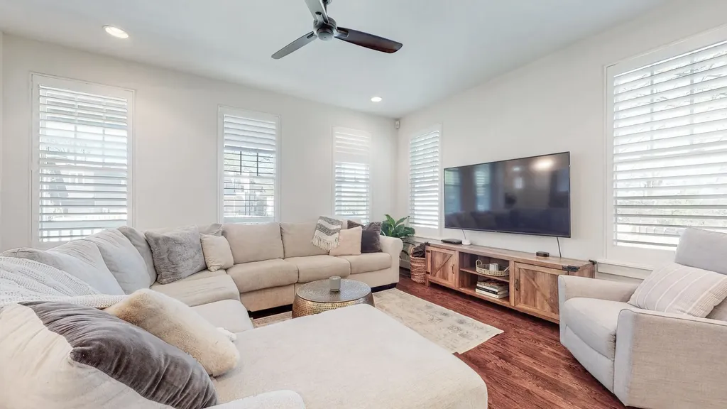 524B E Bend Drive Nashville TN 37209