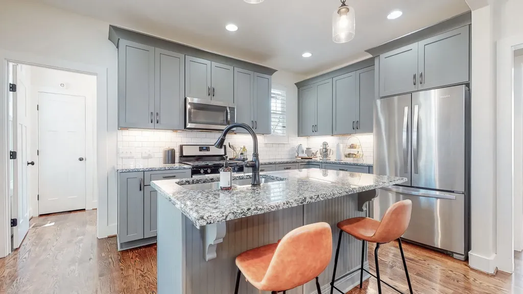 524B E Bend Drive Nashville TN 37209