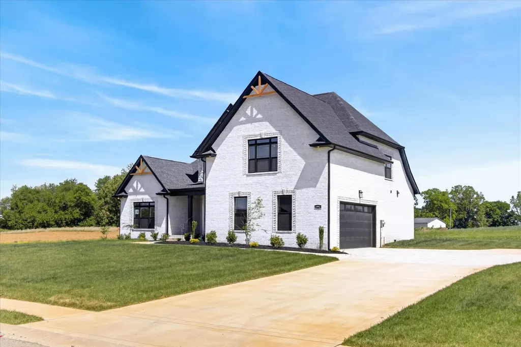 4992 Royal View Way Clarksville TN 37040