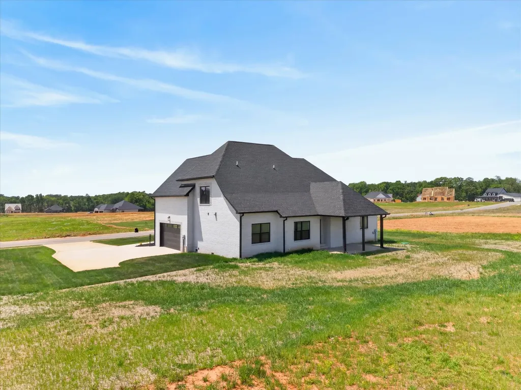 4992 Royal View Way Clarksville TN 37040