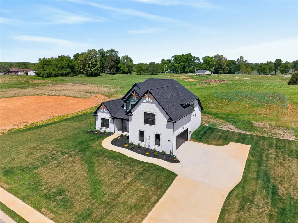 4992 Royal View Way Clarksville TN 37040
