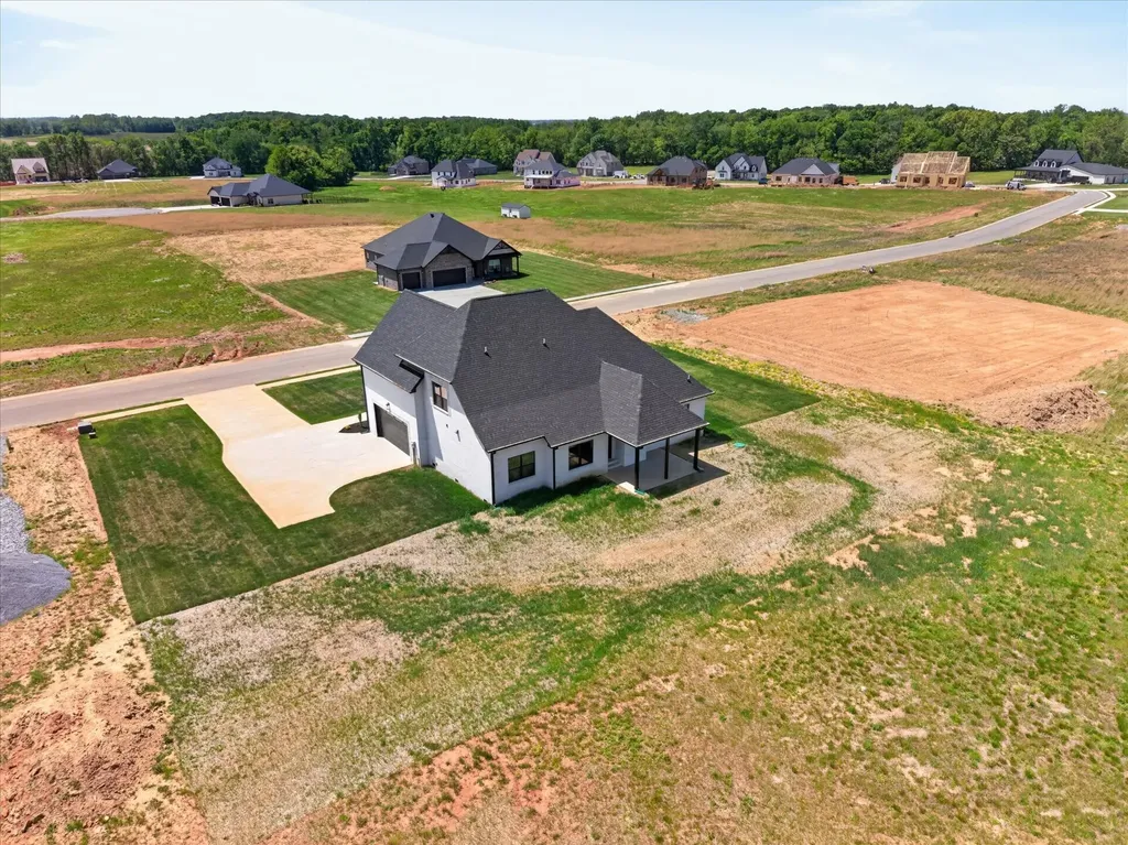 4992 Royal View Way Clarksville TN 37040