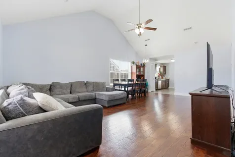 161 Ambridge Street Oak Grove KY 42262