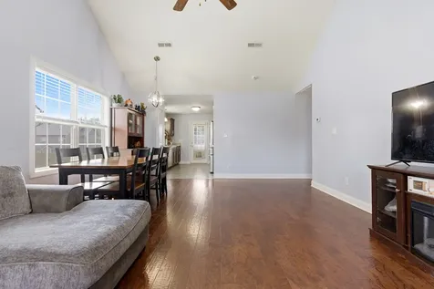 161 Ambridge Street Oak Grove KY 42262
