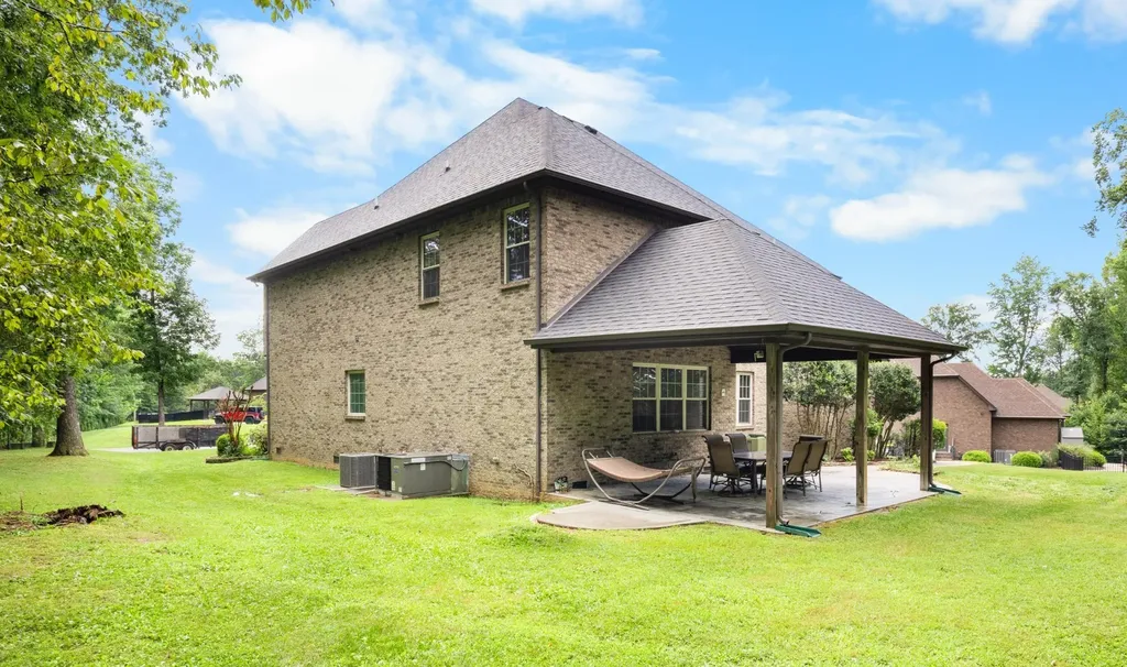 1789 Double R Boulevard Clarksville TN 37042