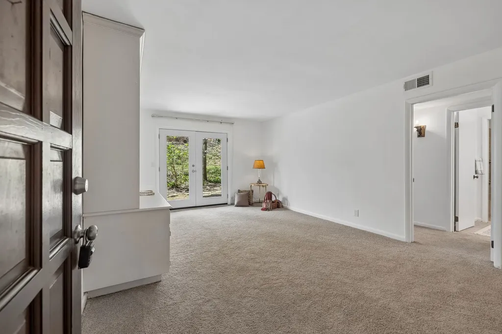 2116 Hobbs Road Nashville TN 37215