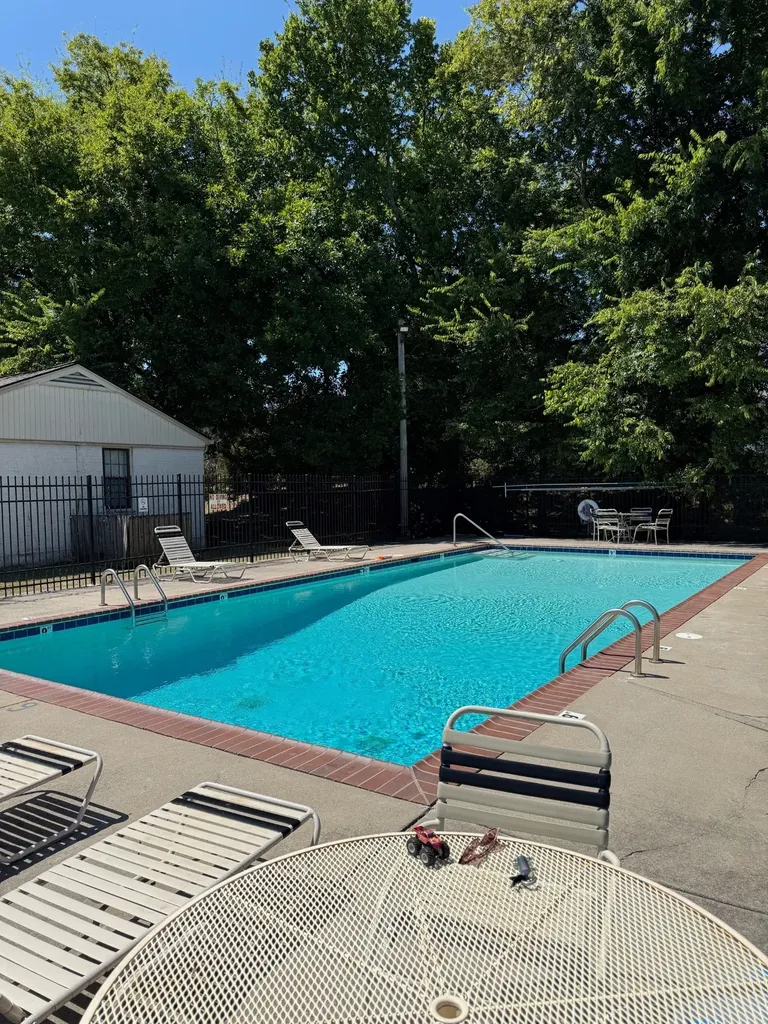 2116 Hobbs Road Nashville TN 37215