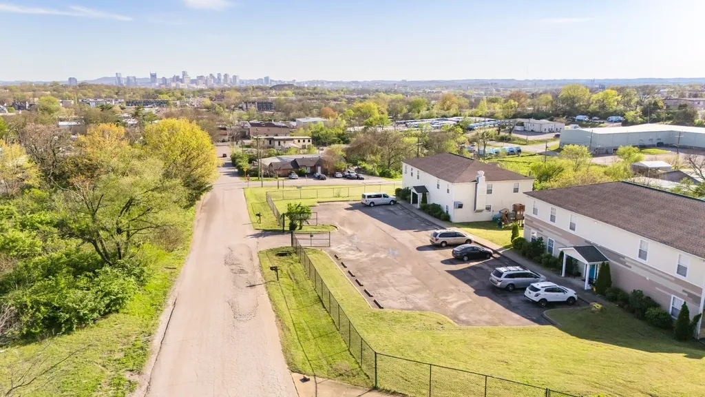 2412 Plum Street Nashville TN 37207