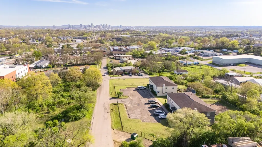 2412 Plum Street Nashville TN 37207