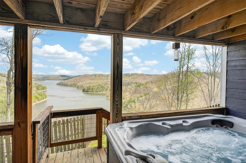 195 Coventry Way Smithville TN 37166