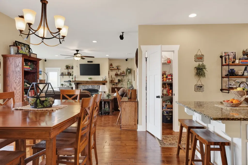 195 Coventry Way Smithville TN 37166
