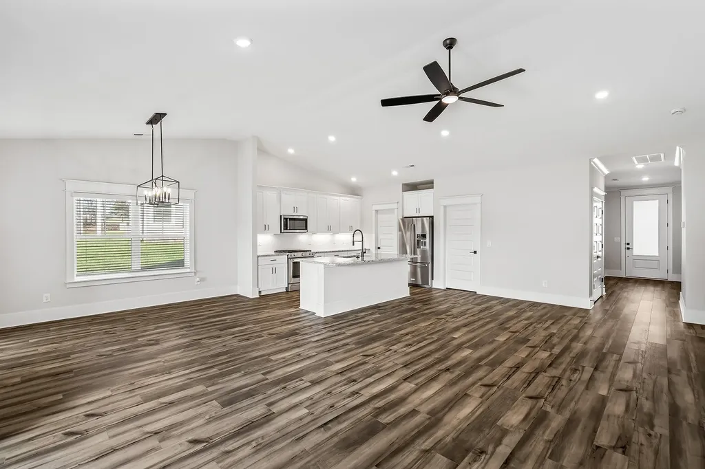 381 Springbrook Boulevard White House TN 37188