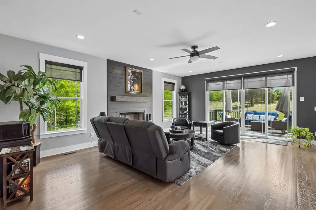 4223 Ironwood Drive Greenbrier TN 37073