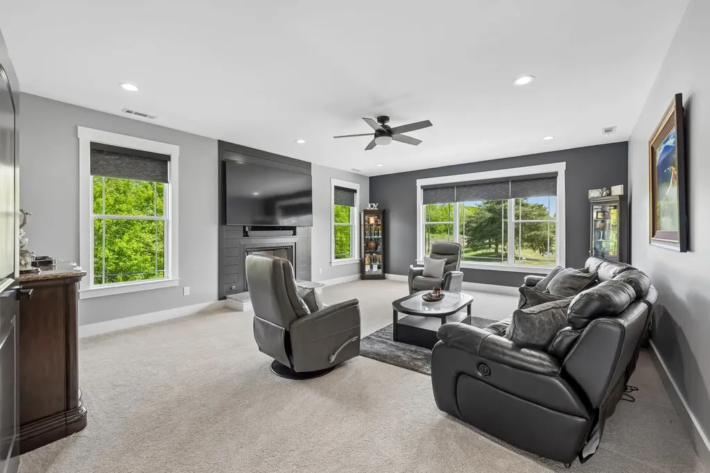 4223 Ironwood Drive Greenbrier TN 37073