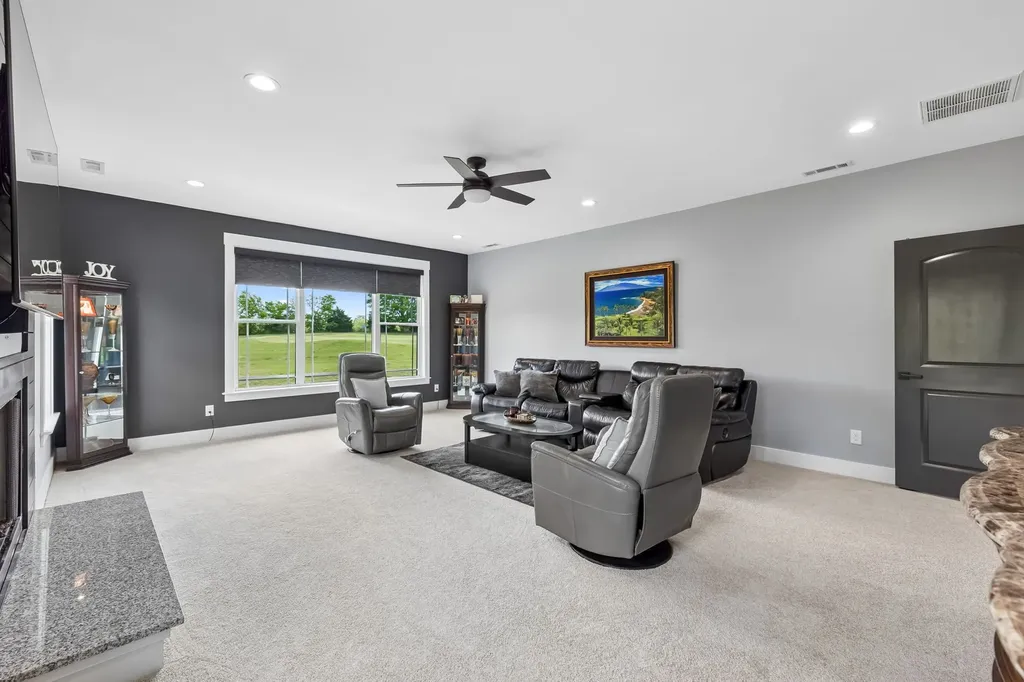 4223 Ironwood Drive Greenbrier TN 37073