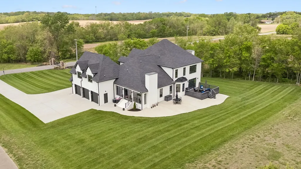 4223 Ironwood Drive Greenbrier TN 37073