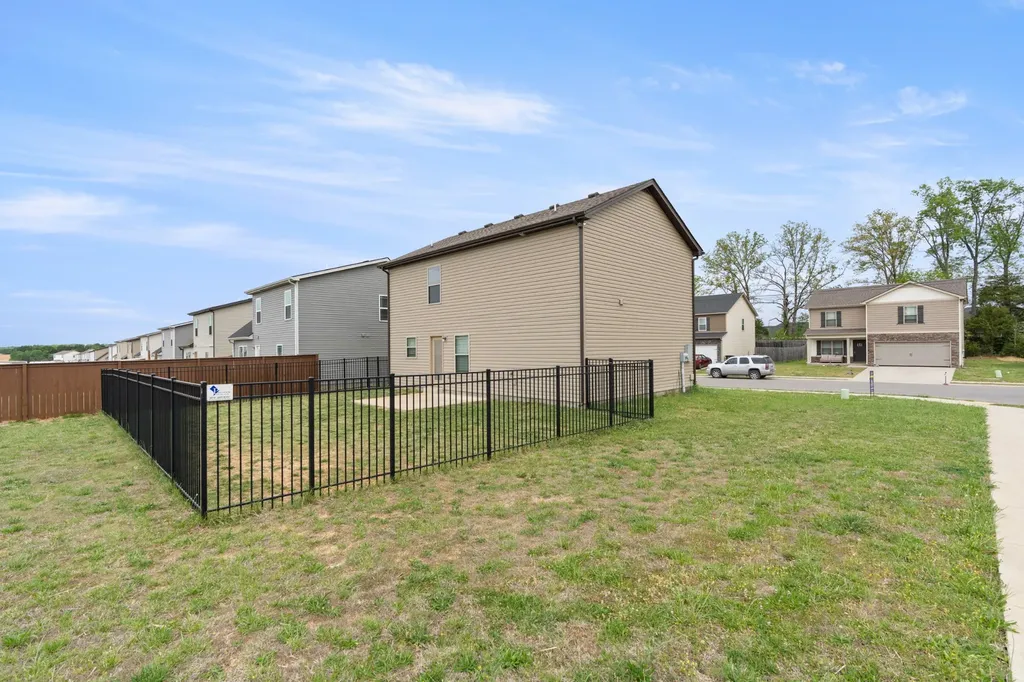 2330 Red Barn Road Christiana TN 37037
