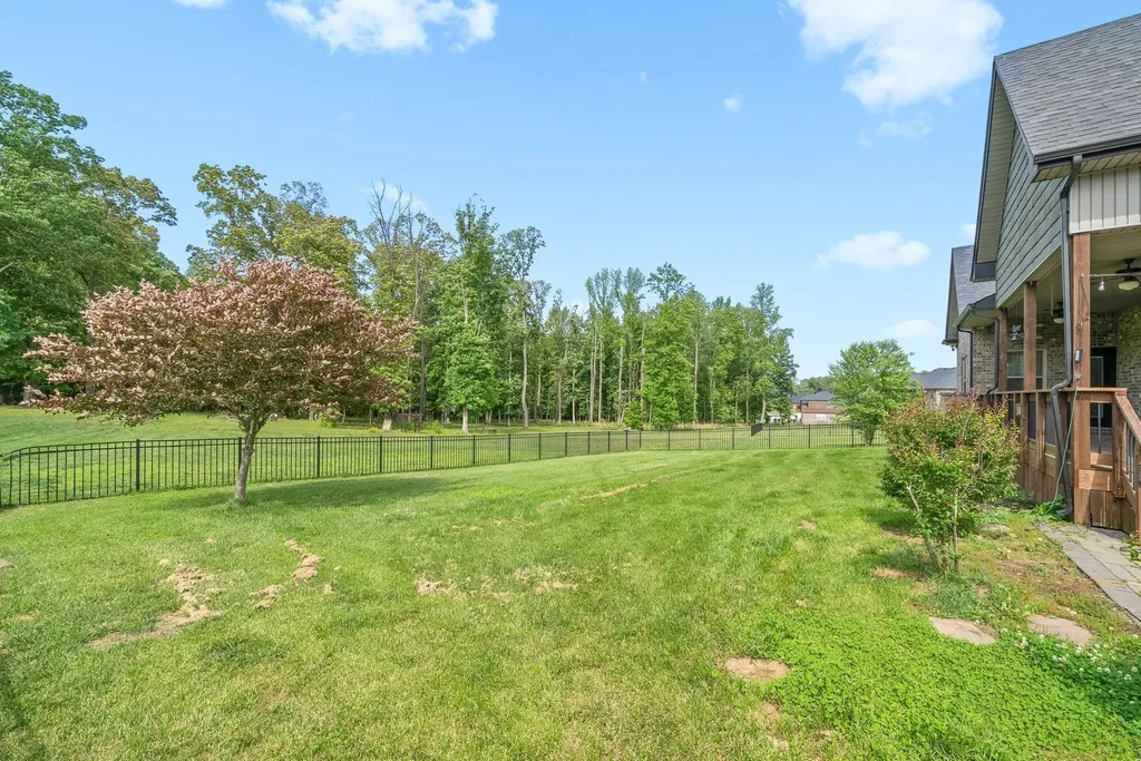 1161 Reda Drive Clarksville TN 37042