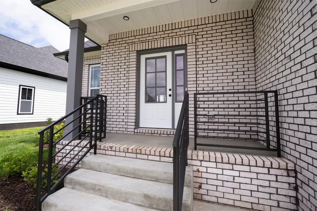 213 Harvest Moon Drive Clarksville TN 37043