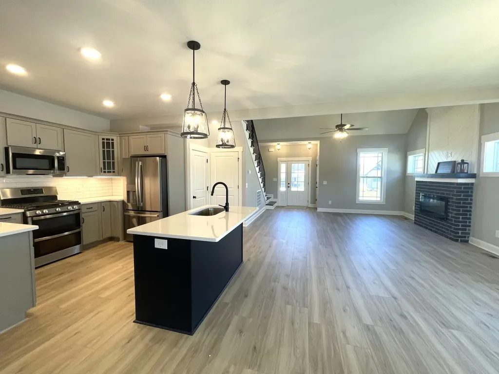 213 Harvest Moon Drive Clarksville TN 37043