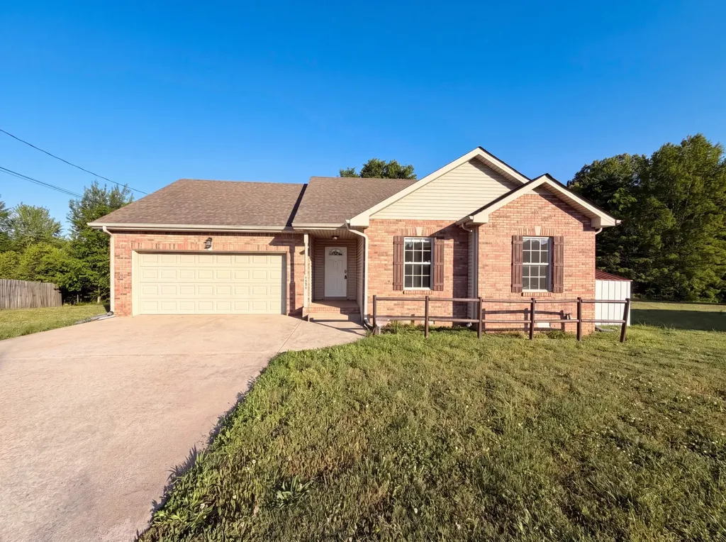 3394 Endsworth Drive Clarksville TN 37042