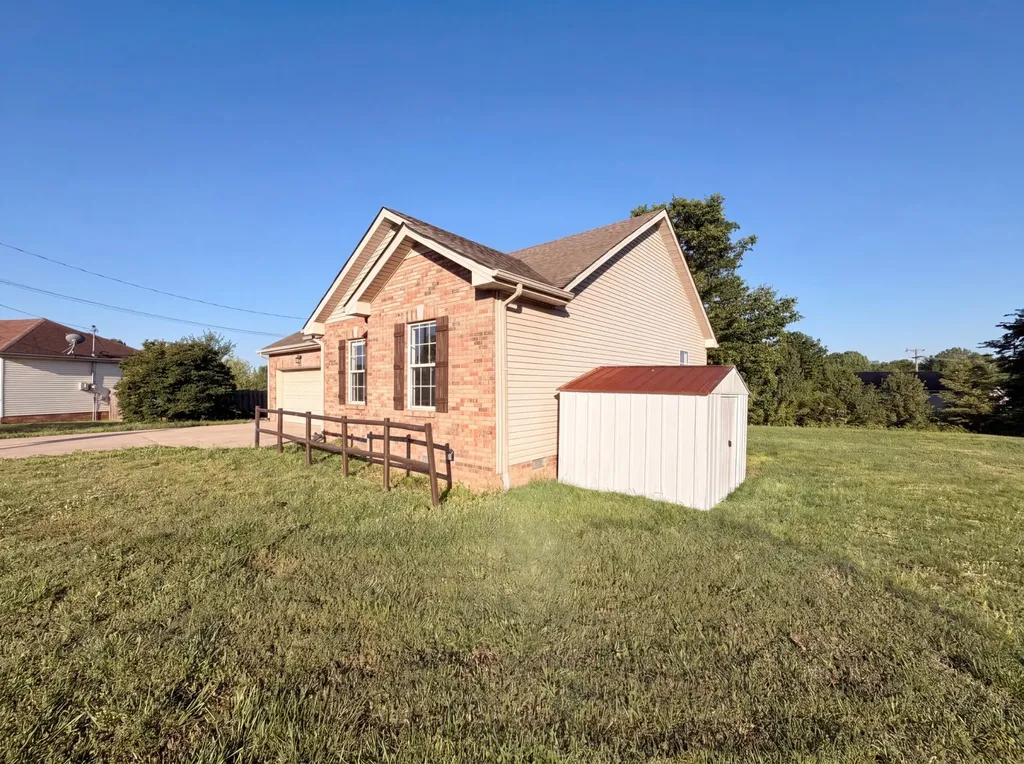 3394 Endsworth Drive Clarksville TN 37042