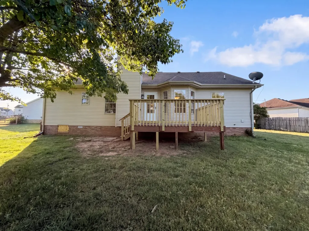 3394 Endsworth Drive Clarksville TN 37042