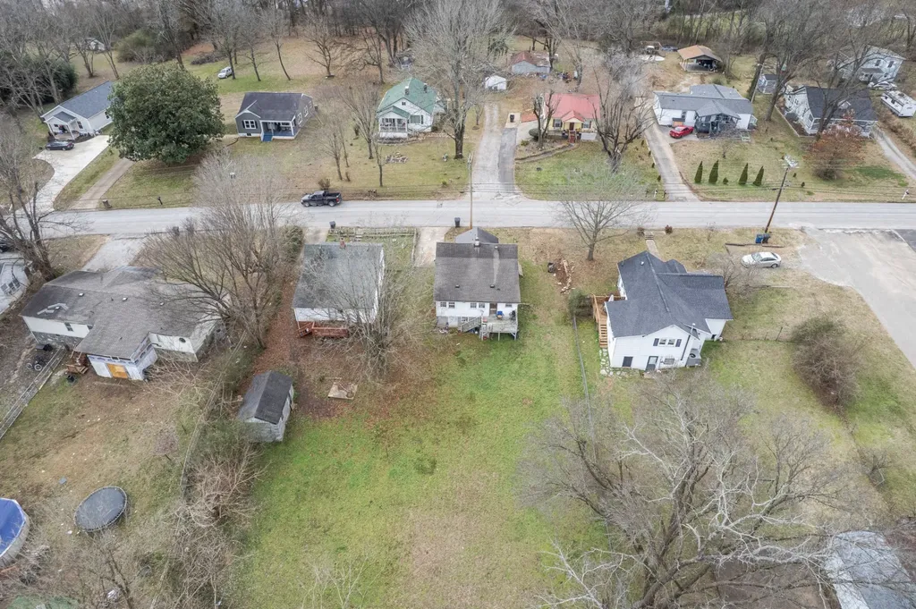 423 Mooresville Pike Columbia TN 38401