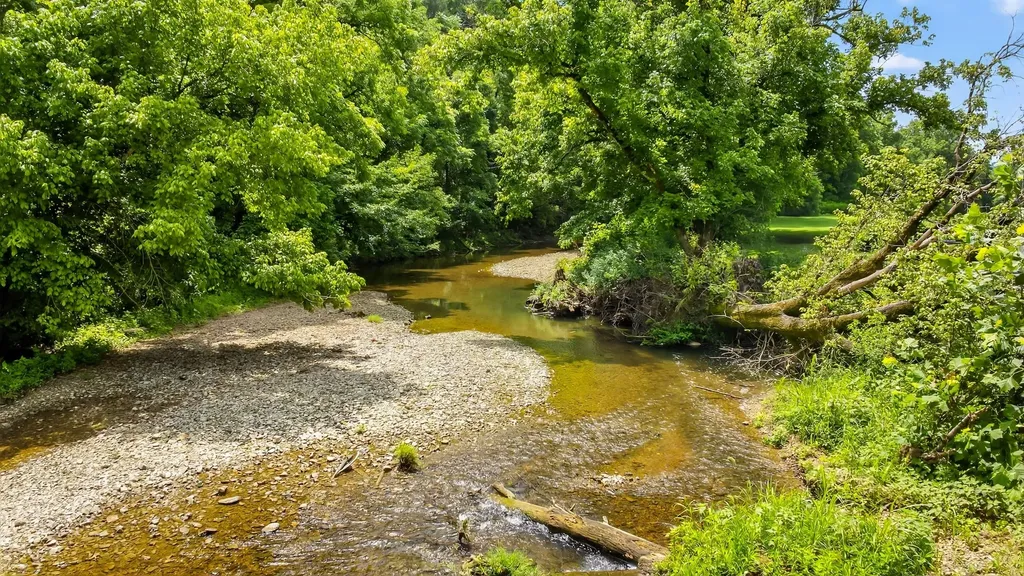2236 New Hope Road Hendersonville TN 37075