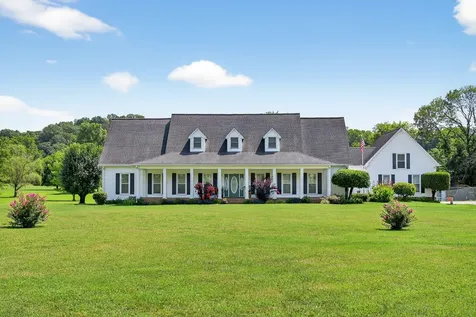2236 New Hope Road Hendersonville TN 37075