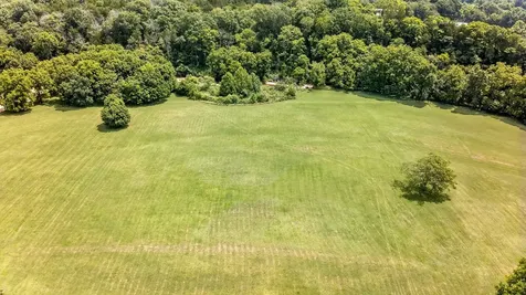 2236 New Hope Road Hendersonville TN 37075