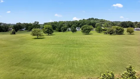 2236 New Hope Road Hendersonville TN 37075