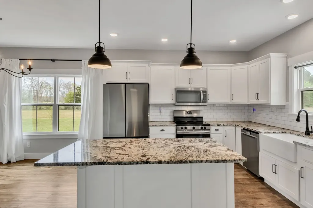210 Deer Creek Lane Tullahoma TN 37388