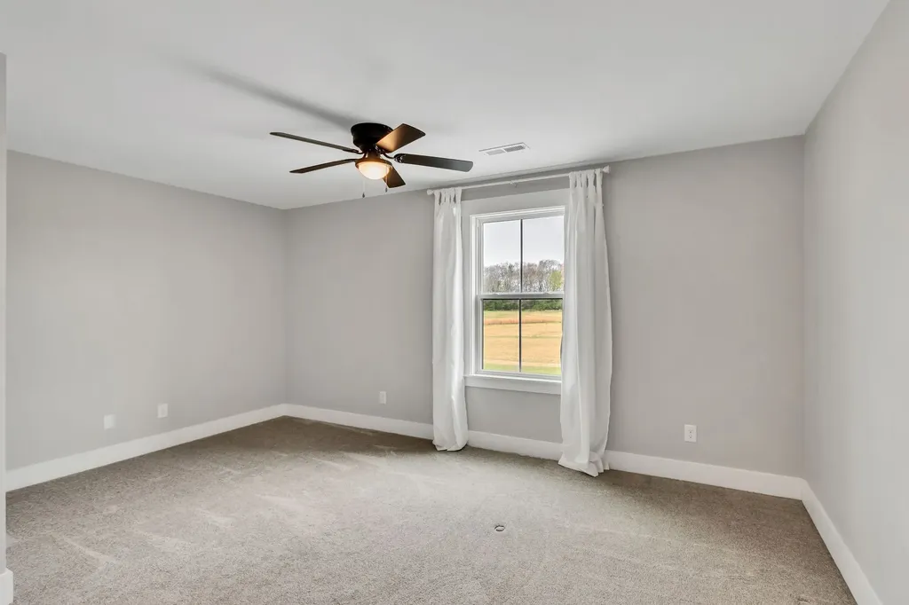 210 Deer Creek Lane Tullahoma TN 37388