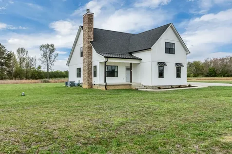 210 Deer Creek Lane Tullahoma TN 37388