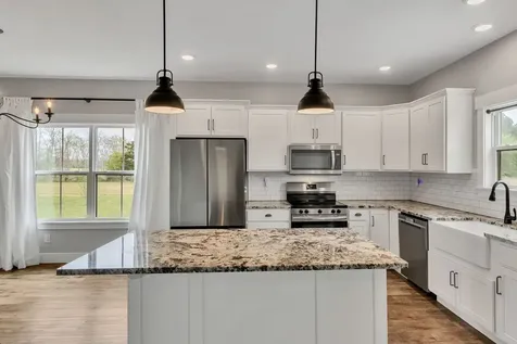 210 Deer Creek Lane Tullahoma TN 37388