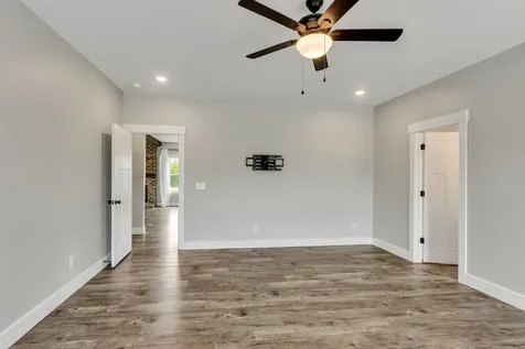 210 Deer Creek Lane Tullahoma TN 37388