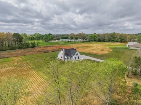 210 Deer Creek Lane Tullahoma TN 37388