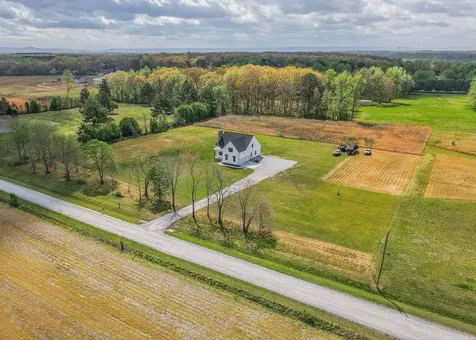 210 Deer Creek Lane Tullahoma TN 37388