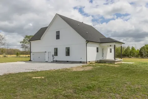 210 Deer Creek Lane Tullahoma TN 37388